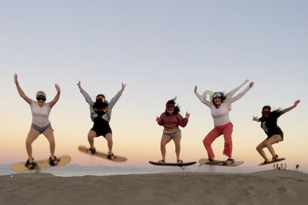 Sandboarding — Pita's Tours (4)